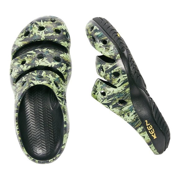 Keen Women's Green Camo Slip-On Shoes - Picture 4 of 12